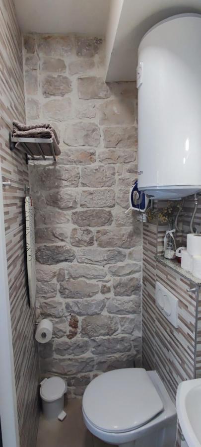 Studios Kadena Trogir - 18Th Century Stone House Buitenkant foto